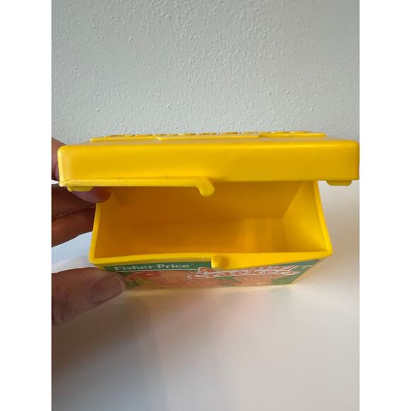 Vintage Fisher-Price 1987 Fun w/Food Animal Crackers Pretend Toy Made In USA - Picture 4 of 11